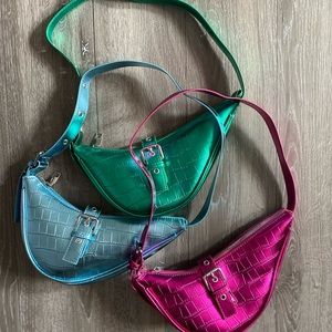 Metallic orange saddle bag